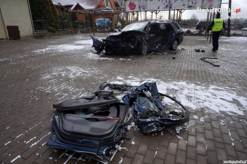 Do wypadku doszło 5 stycznia na ulicy Raciborskiej w Rybniku, poszkodowana została w nim czteroosobowa rodzina / Policja Rybnik